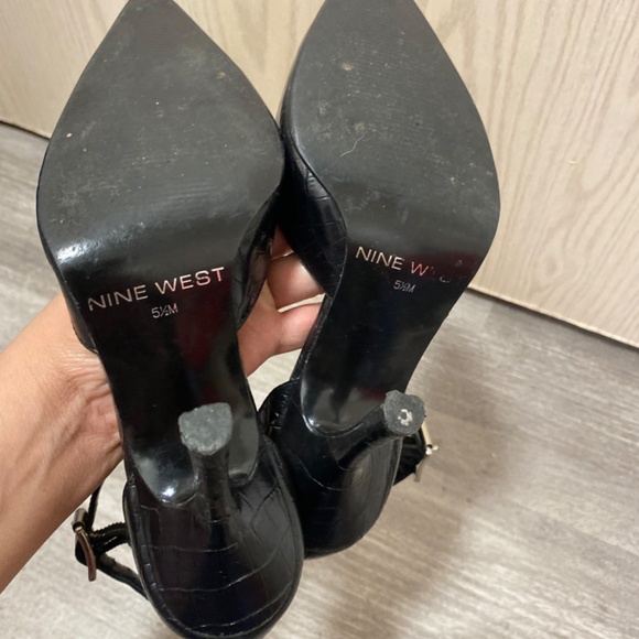 Nine West Black Size 5 1/2 Women’s Buckle Heels - Picture 9 of 9